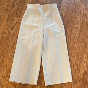 ZARA: NWT cream wide leg cropped pants. Women's High-Waisted Pants